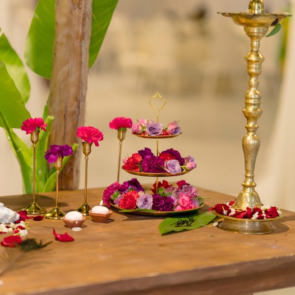 Floral and greenery styling detail